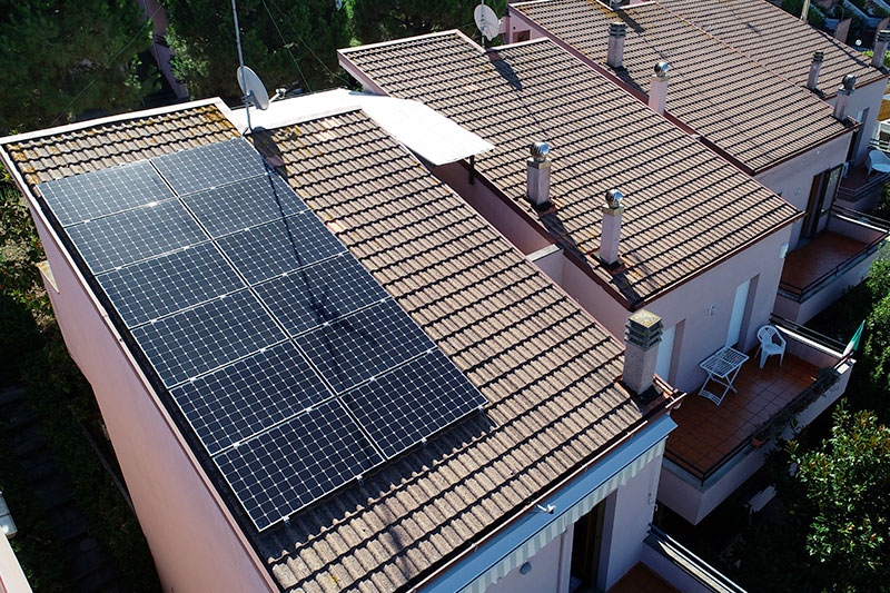 Impianto fotovoltaico residenziale per villetta a schiera ad Ancona